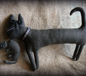 Зверята - игрушка примитив "Кошка-колбаса с котёнком"