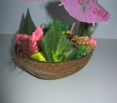 Оригинальные подарки - Бумажные цветы в кокосовой скорлупе