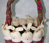 Вазы - Пасхальная корзинка с зайцами