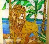 Витражи - "Лев на солнечном побережье",  выполнена витражными красками на стекле, 40х30 