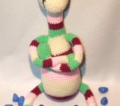 Вязаные куклы - Вязаный красочный жираф