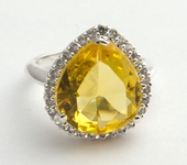 Кольца - Серебряное кольцо с желтым топазом "Капелька света"