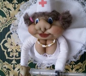 Другие куклы - Кукла-попик на удачу "Медсестра"