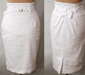 Юбки - Белая офисная юбка с маленьким бантиком