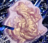 Мыло ручной работы - Мыло "Дракоша" золотисто-розовый