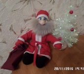Сказочные персонажи - Дедушка Мороз с мешком для подарков