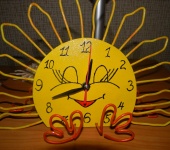 Часы - часы настольные "Солнышко"